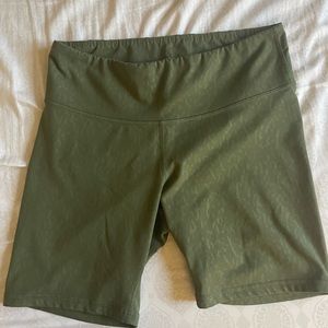 Old navy bike shorts
